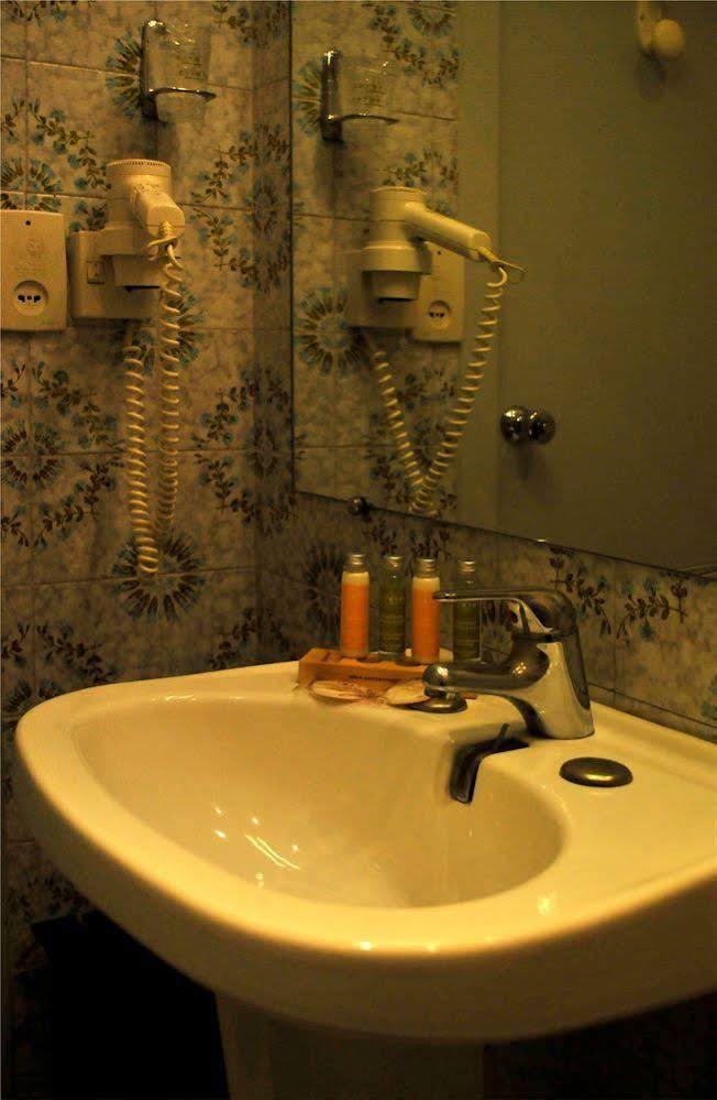 Cit'Hotel La Residence Nancy Buitenkant foto